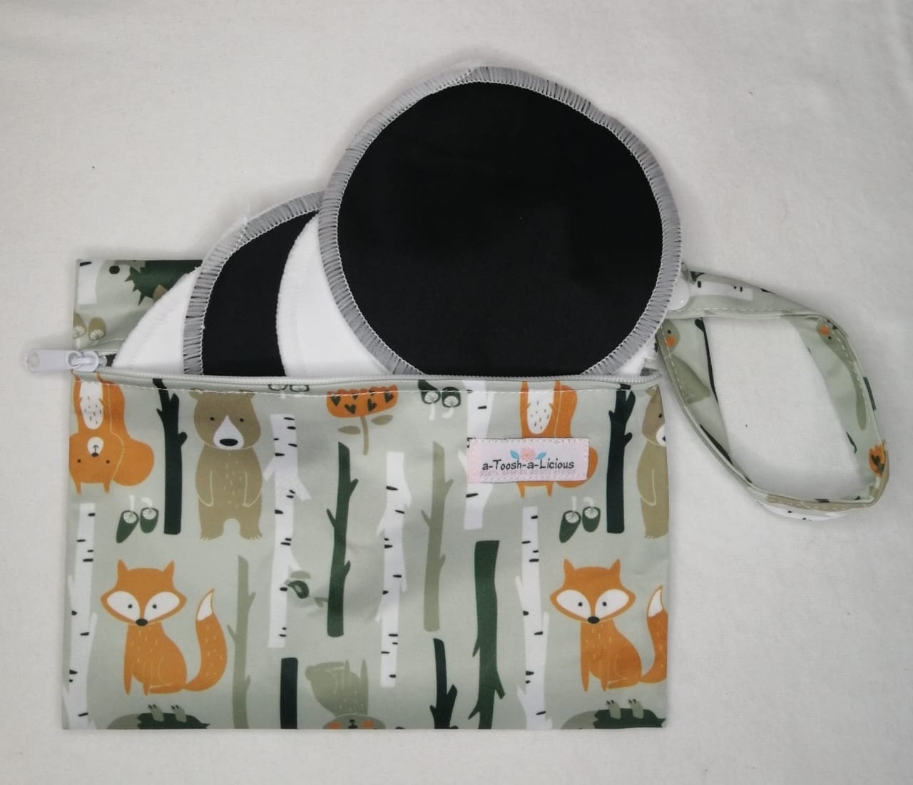 1403a163-58f3-48f6-8b57-0cbced793371